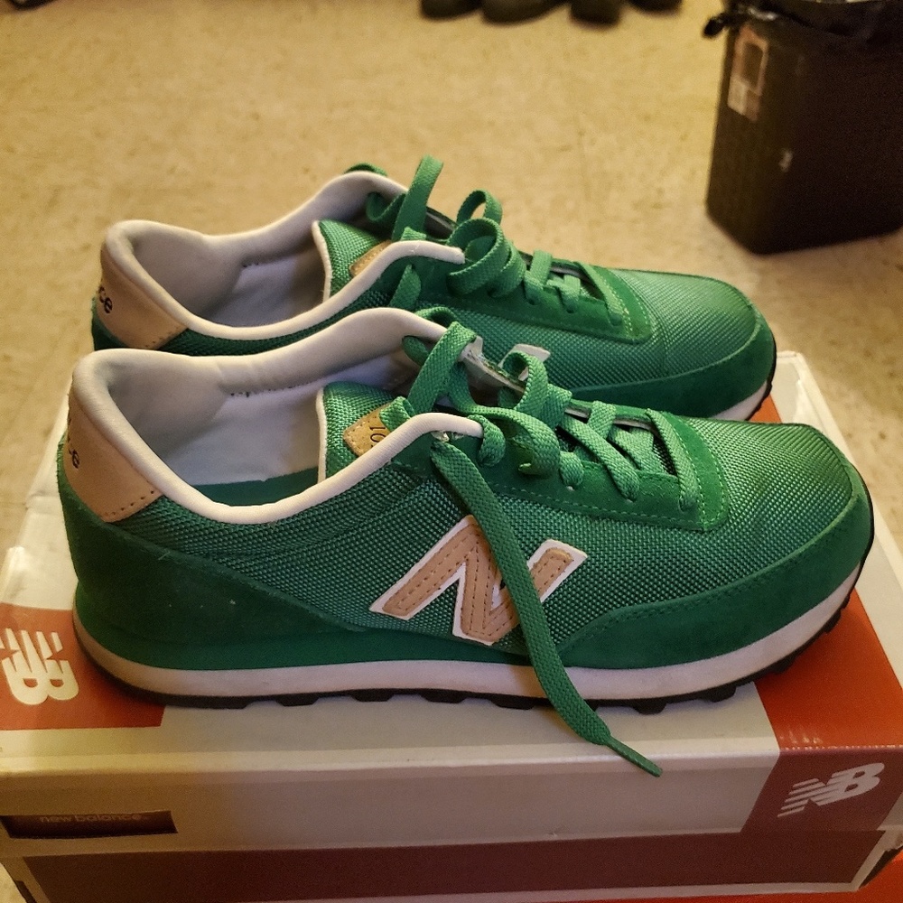 Sneakers - Picture 3 of 5